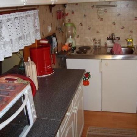 Wunderschoenes Ferienhaus In Altwarp Mit Grill Екстериор снимка