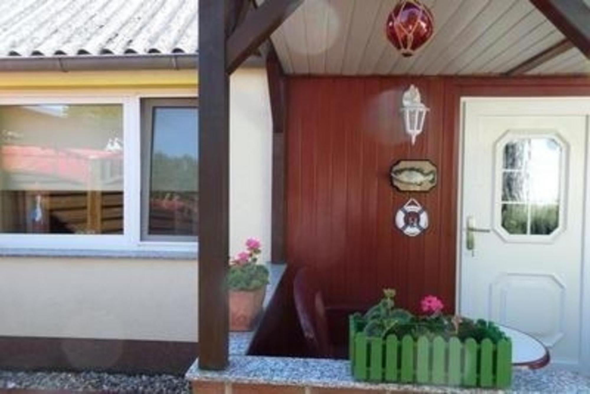 Wunderschoenes Ferienhaus In Altwarp Mit Grill Екстериор снимка
